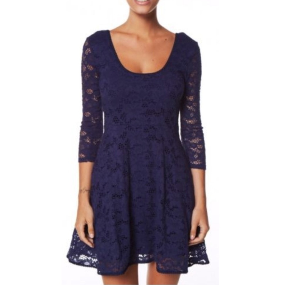 FREE PEOPLE Navy Blue Lace Fit & Flare Mini Dress Scoop Neck 3/4 Sleeve Size M